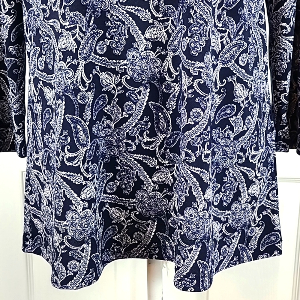 Magnolia Grace Paisley Print Blouse - Picture 5 of 12